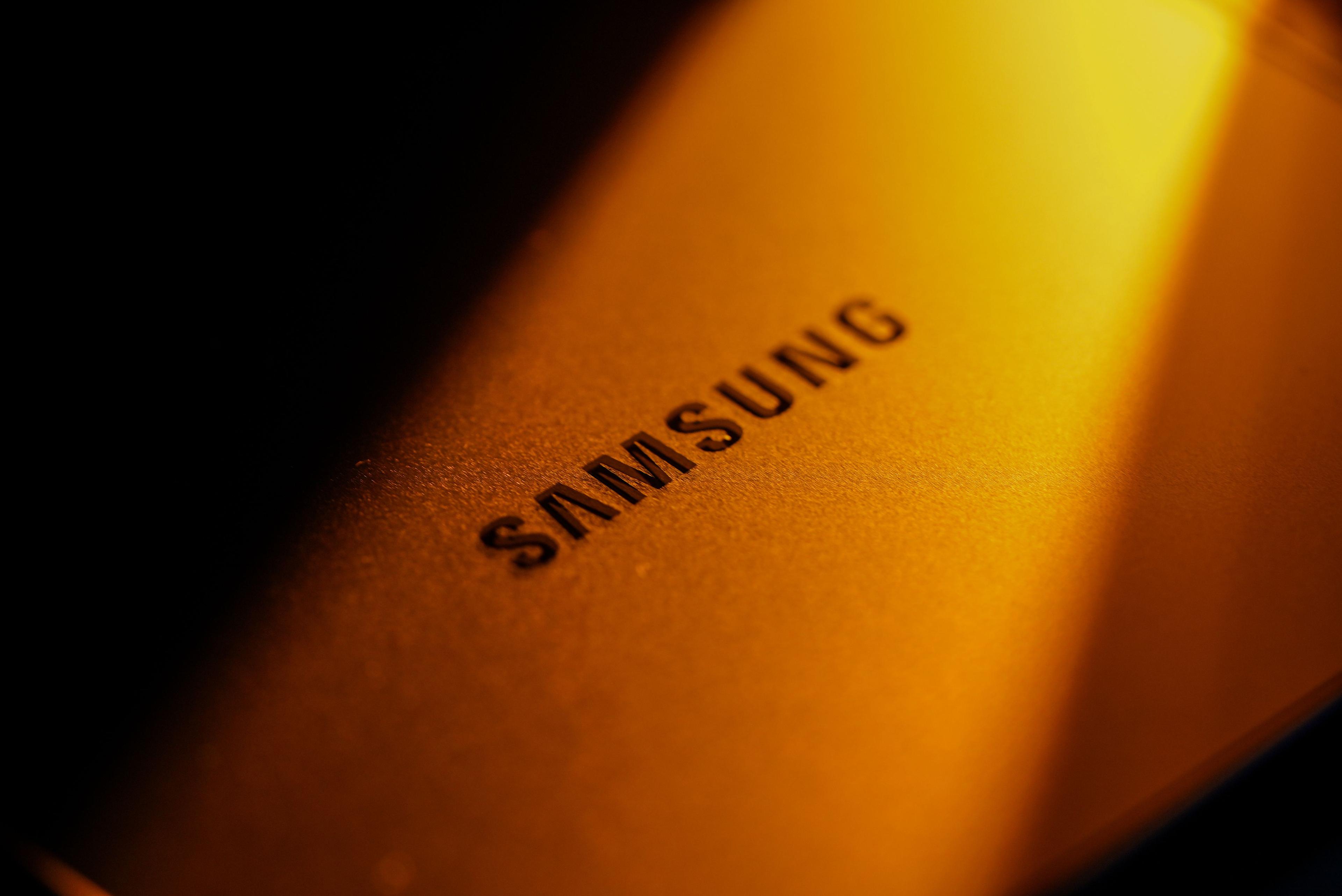 Lonjakan Permintaan Galaxy Z Fold 8 Memicu Kelangkaan Chip Layar