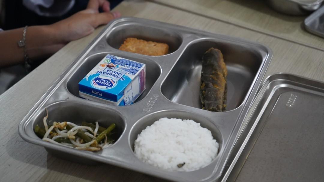 Susu kental manis dan minuman rasa susu dilarang masuk menu MBG