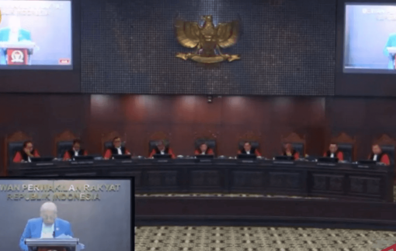 DPR Bantah KUHAP Baru Batasi Hak Tersangka Membela Diri