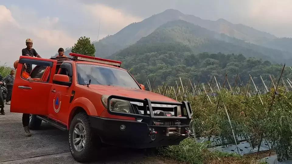 Dua Hektare Lahan Hutan di Kawasan Gunung Andong Magelang Hangus Terbakar