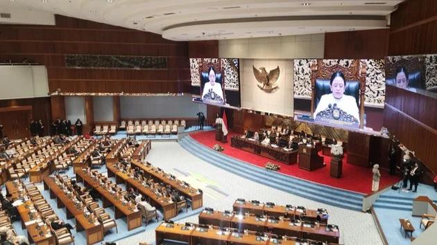 Babak Baru Dunia Kerja Dimulai, DPR Ketok UU Perlindungan Ketenagakerjaan