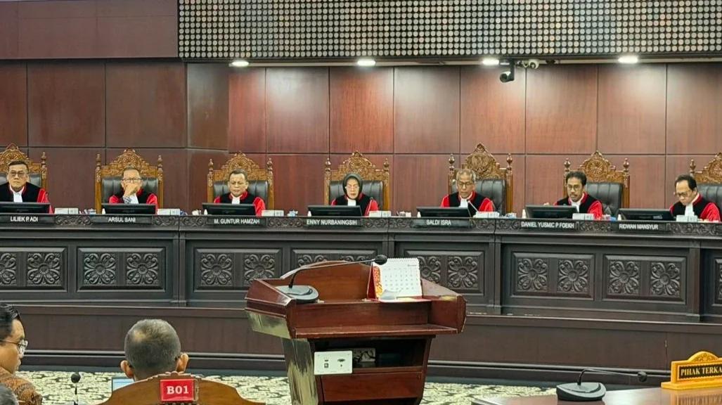Mahkamah Konstitusi Menolak Perkara Gugatan Syarat Kualifikasi Pendidikan Gibran Rakabuming Raka