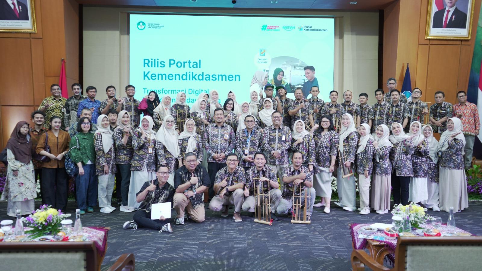 Kemendikdasmen Longgarkan Aturan Usia Masuk SD, Anak 5,5 Tahun Kini Bisa Daftar