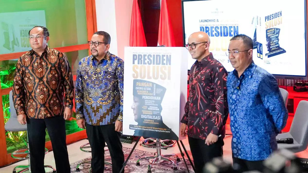 Rilis Buku Presiden Solusi, Kepala Bakom RI dan Asisten Khusus Presiden Dokumentasikan Kebijakan Prabowo