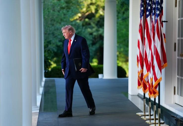 Trump Ancam Tarif 100% untuk Negara yang Terapkan Pajak Layanan Digital ke Perusahaan Teknologi AS - Foto 1